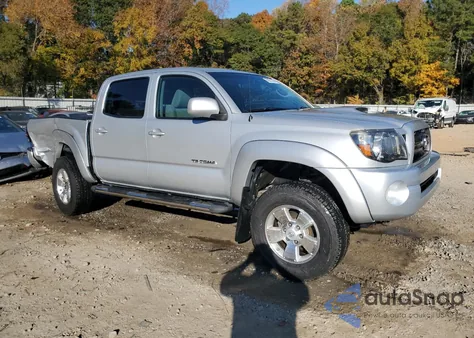 2010 Toyota Tacoma Double Cab z USA, uszkodzony, nr VIN 3TMLU4EN0AM048853